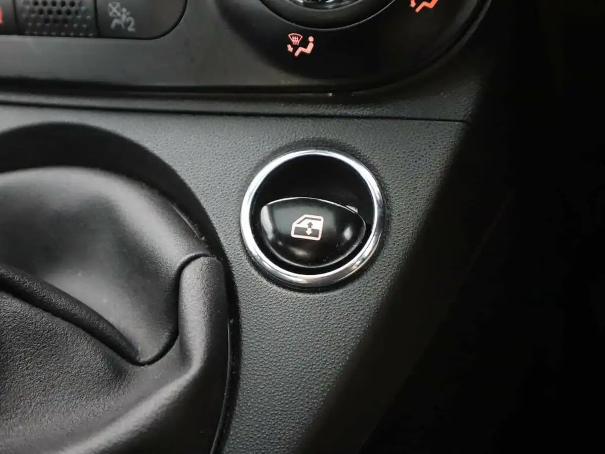 2022-fiat-500-10-red-big-31