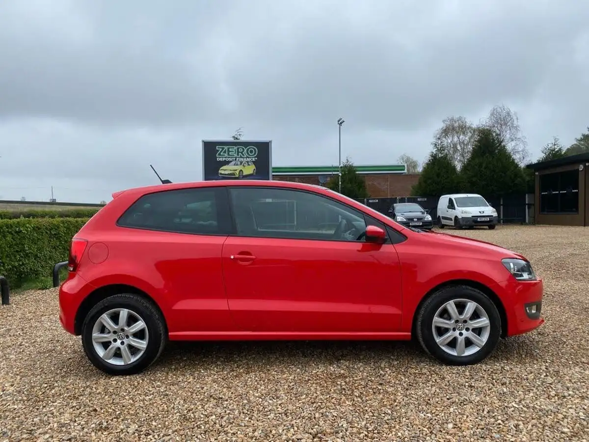 2014-volkswagen-polo-14-match-edition-3d-dsg-big-5