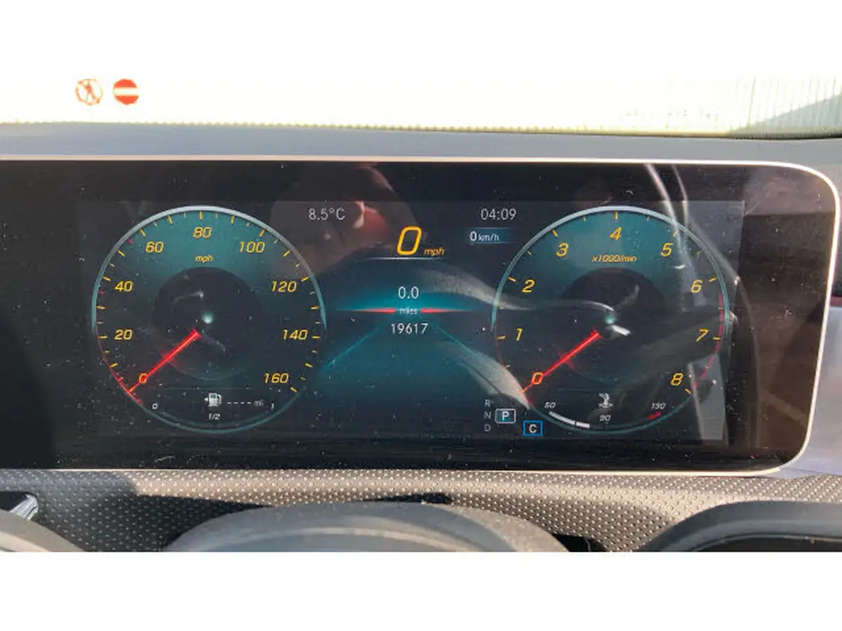 2019-mercedes-benz-cla-13-cla-200-amg-line-premium-coupe-4d-7g-dct-big-17