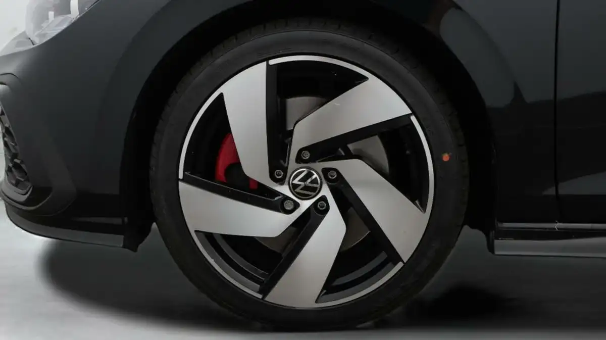 2022-volkswagen-golf-20-tsi-gti-dsg-big-18