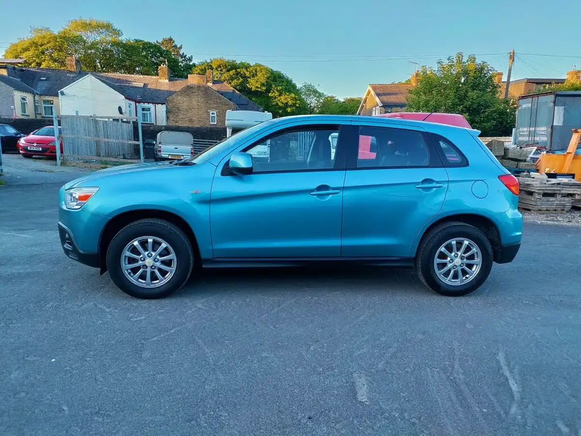 2012-mitsubishi-asx-16-attivo-big-4