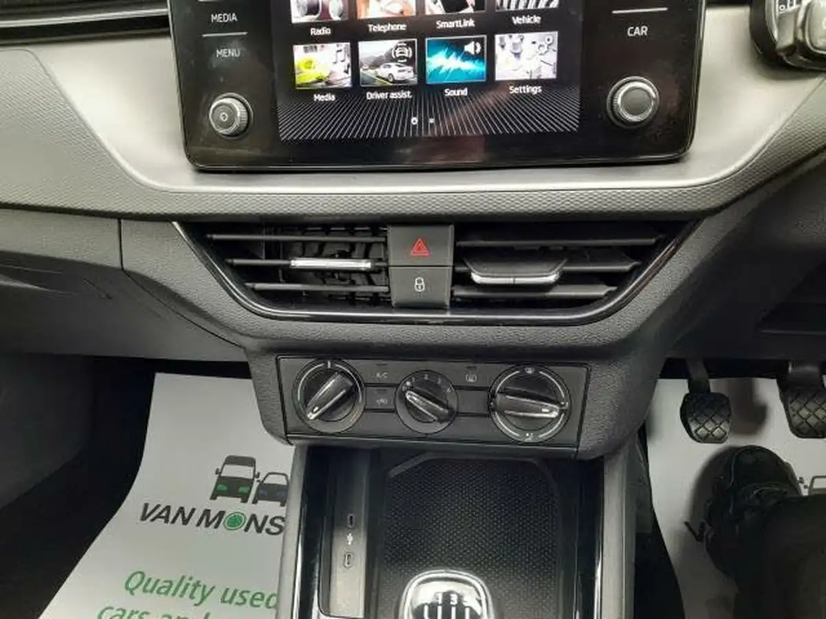 2022-skoda-scala-15-tsi-se-big-14