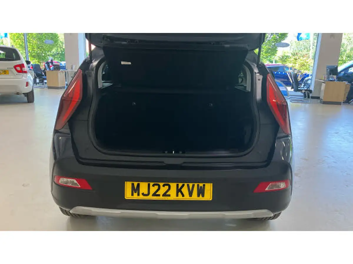 2022-hyundai-bayon-10-t-gdi-premium-100ps-dct-big-3