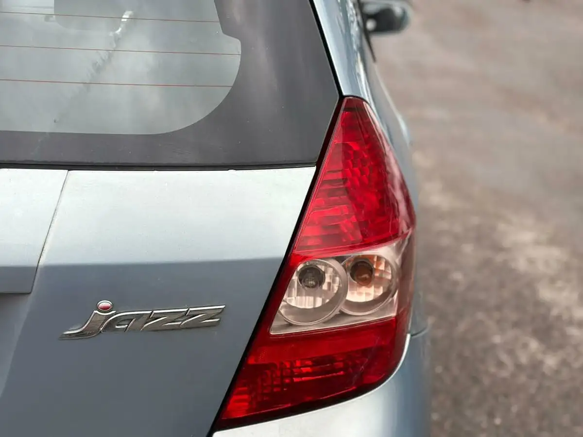 2008-honda-jazz-14-se-big-49