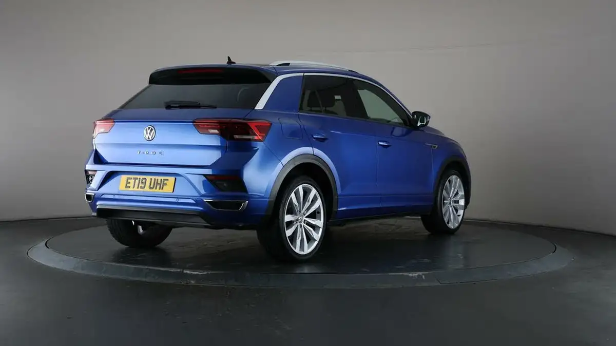 2019-volkswagen-t-roc-16tdi-r-line-big-66