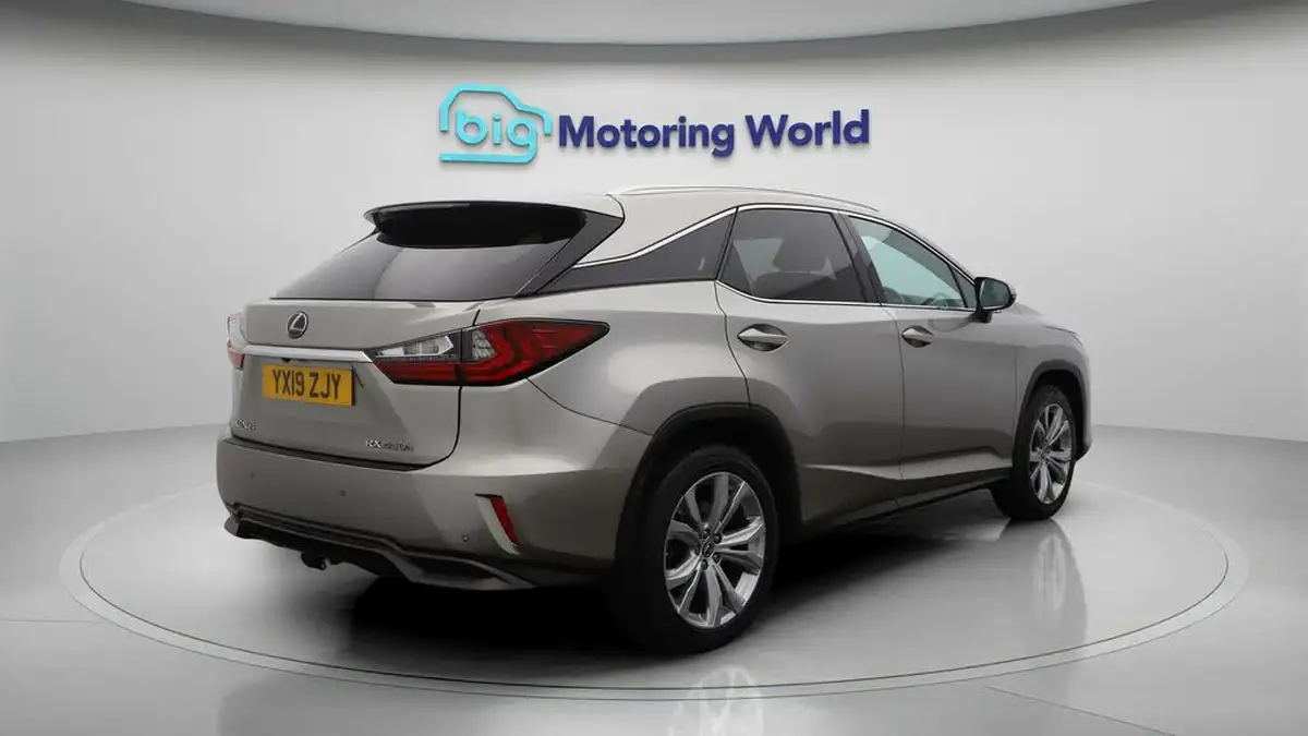 2019-lexus-rx-450h-35-rx-big-6