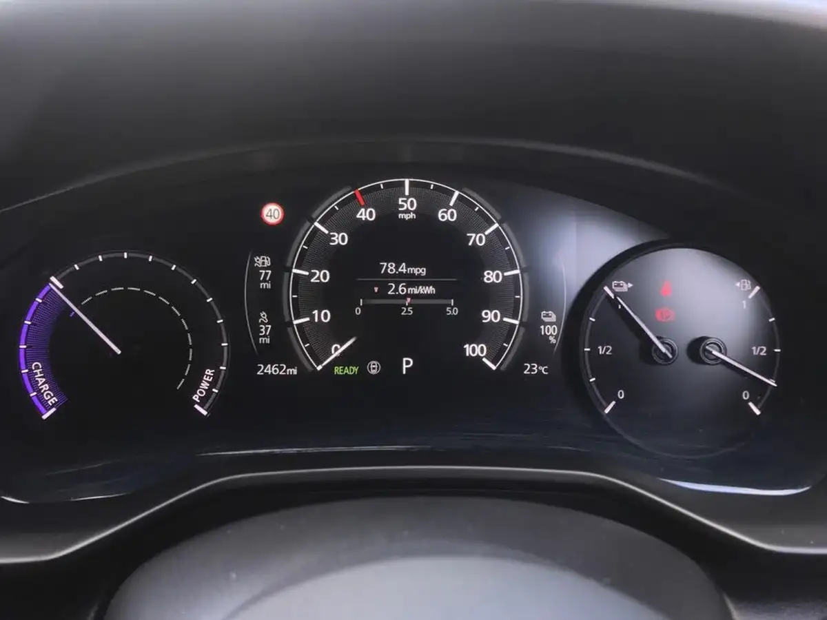 2025-mazda-mx-30-e-exclusive-line-170ps-830cc-big-13