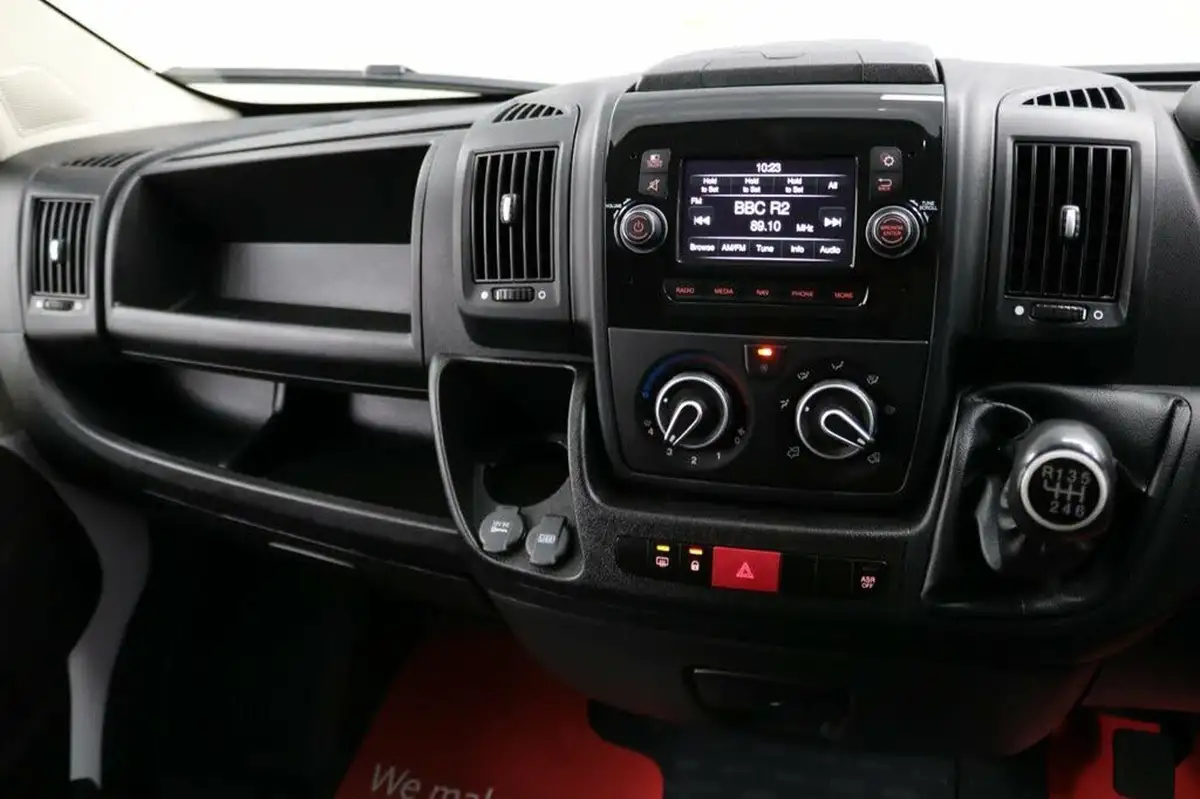 2022-vauxhall-movano-22cdti-l2-h2-3500-dynamic-big-34