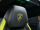 2022-lamborghini-urus-40-no-trim-small-54