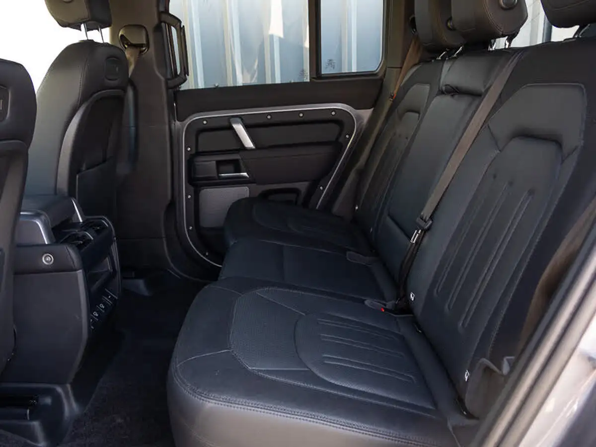2021-land-rover-110-defender-30-d250-x-dynamic-s-big-5