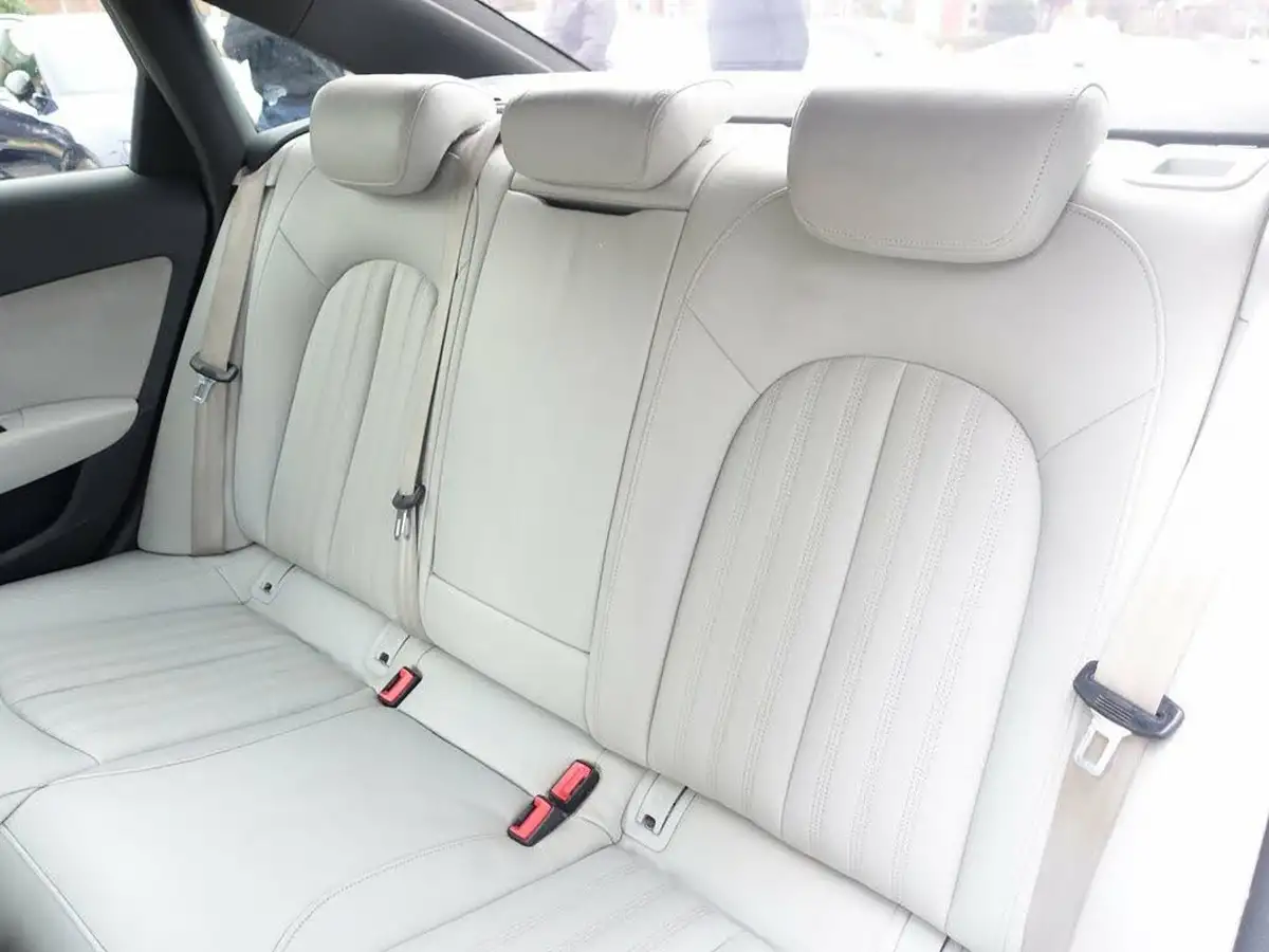 2016-audi-a6-saloon-20-tdi-quattro-black-edition-big-13