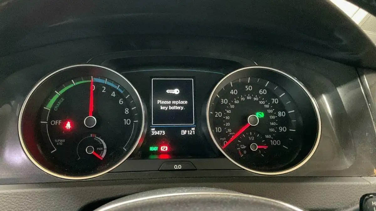 2020-volkswagen-golf-e-e-golf-big-38