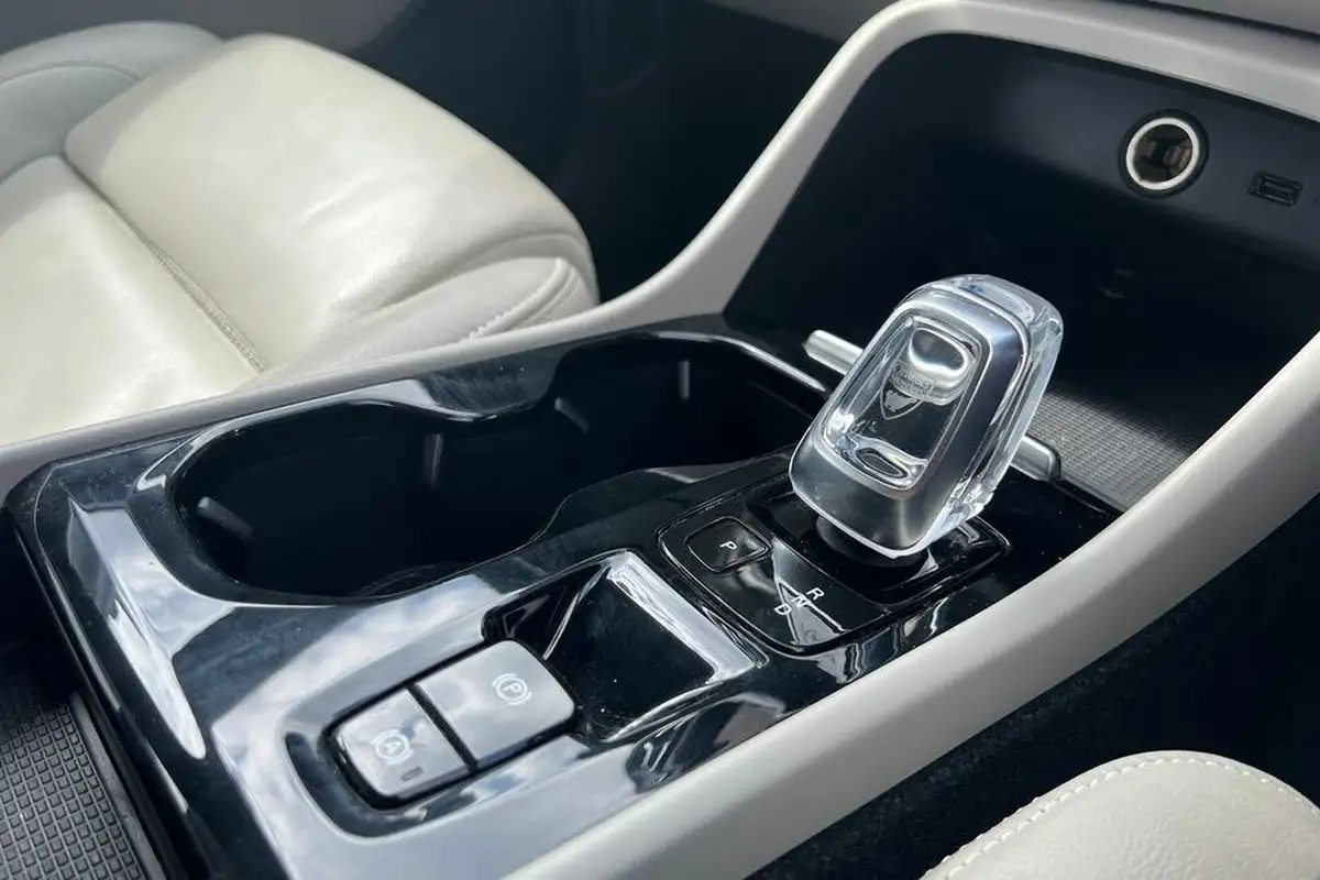 2021-volvo-xc40-15-t5-inscription-pro-258bhp-big-12