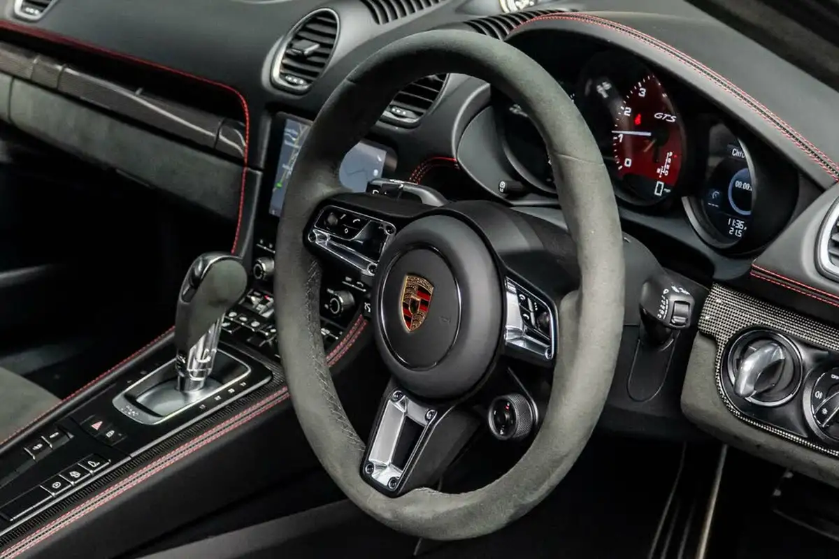 2024-porsche-cayman-718-40-cayman-gts-40-pdk-big-27