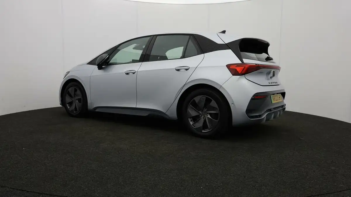 2022-cupra-born-e-v1-big-73