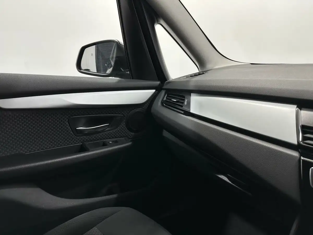2020-bmw-2-series-15td-216d-se-gran-big-25