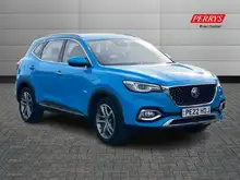 MG HS