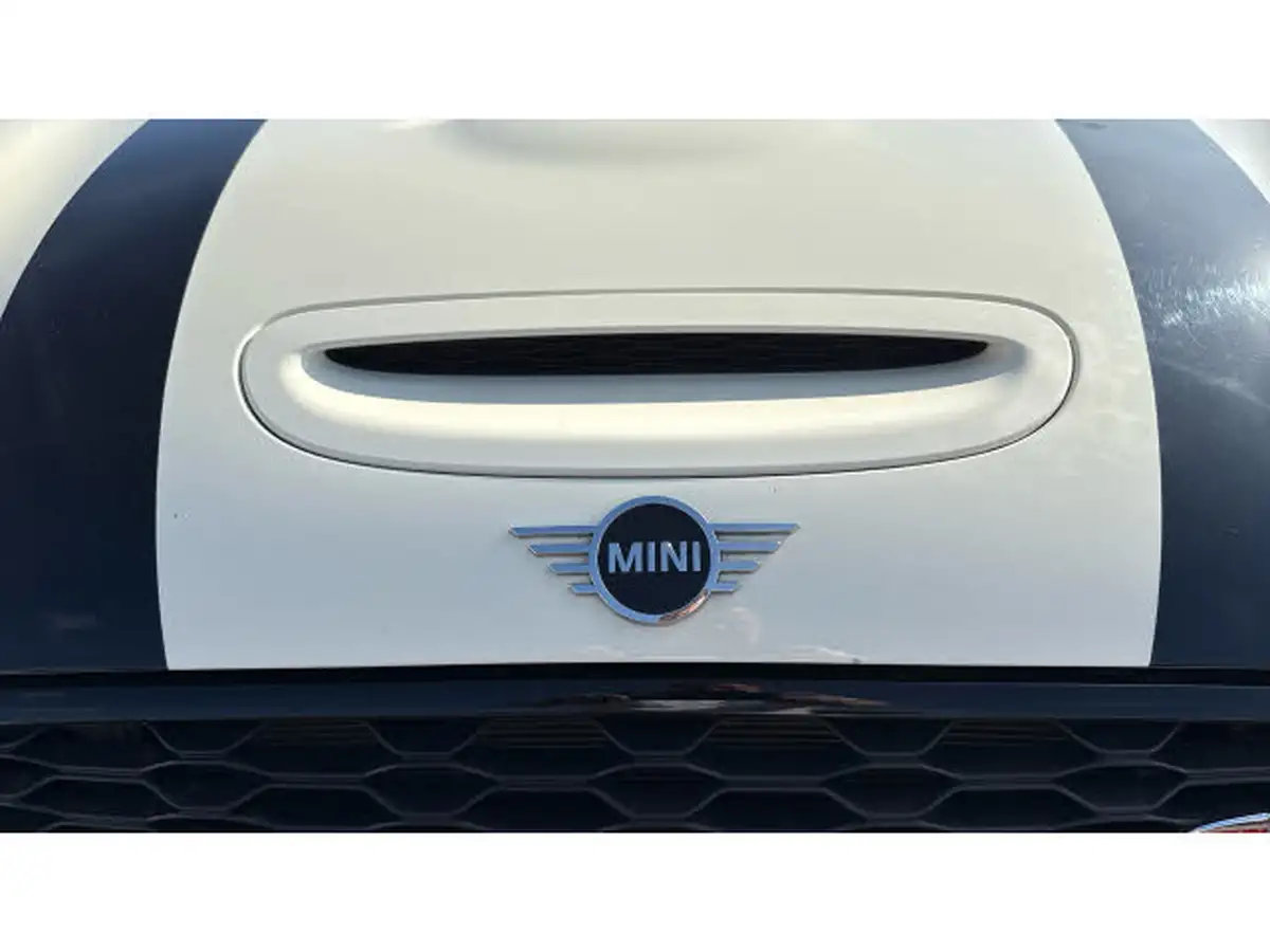 2019-mini-cooper-20-john-cooper-works-comfortnav-hatchback-3d-auto-big-39