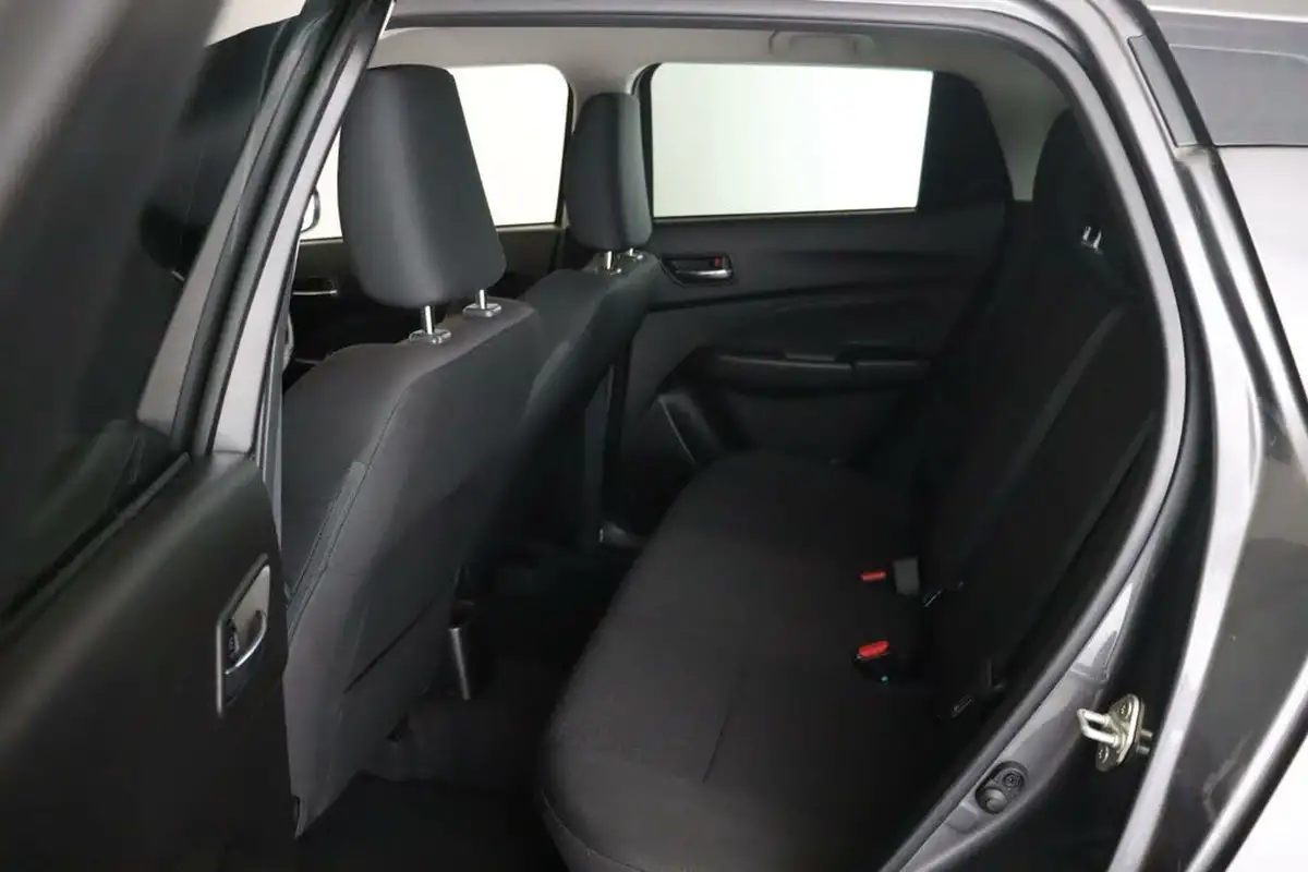 2022-suzuki-swift-12-dualjet-sz5-big-12