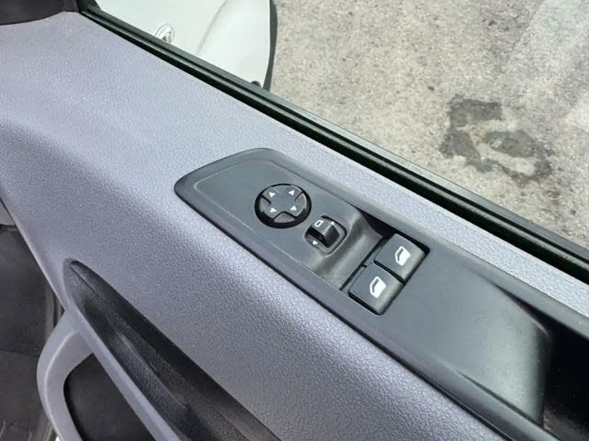 2020-peugeot-expert-20-bluehdi-professional-long-1400-20-bluehdi-eu6dt-panel-big-17