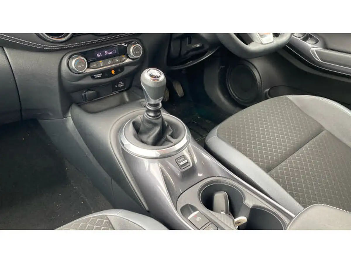 2022-nissan-juke-10-dig-t-n-connecta-big-12