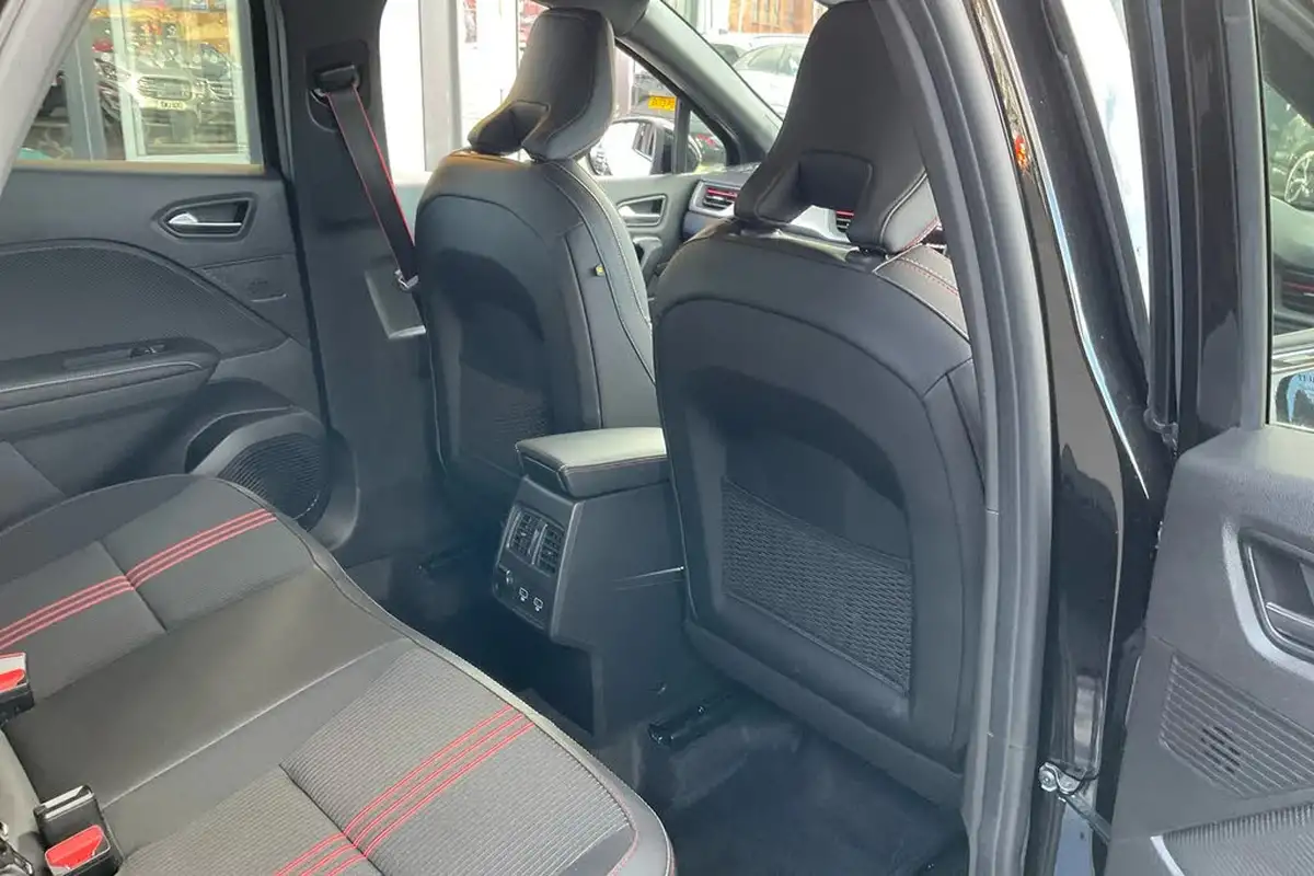 2022-renault-captur-13-tce-rs-line-big-37