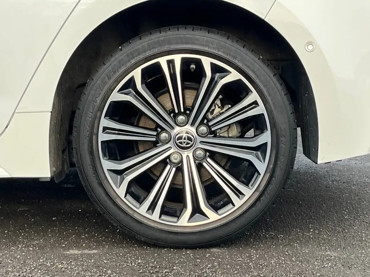 2020-toyota-corolla-18-vvt-i-design-spare-wheel-hatchback-5d-big-14