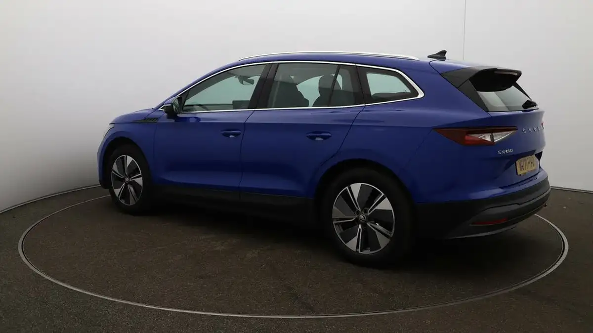 2021-skoda-enyaq-e-80-loft-82-kwh-big-28