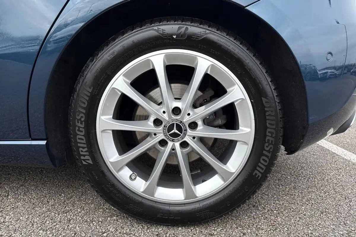 2019-mercedes-benz-a-class-15d-a180d-sport-executive-hatchback-5d-7g-dct-big-22