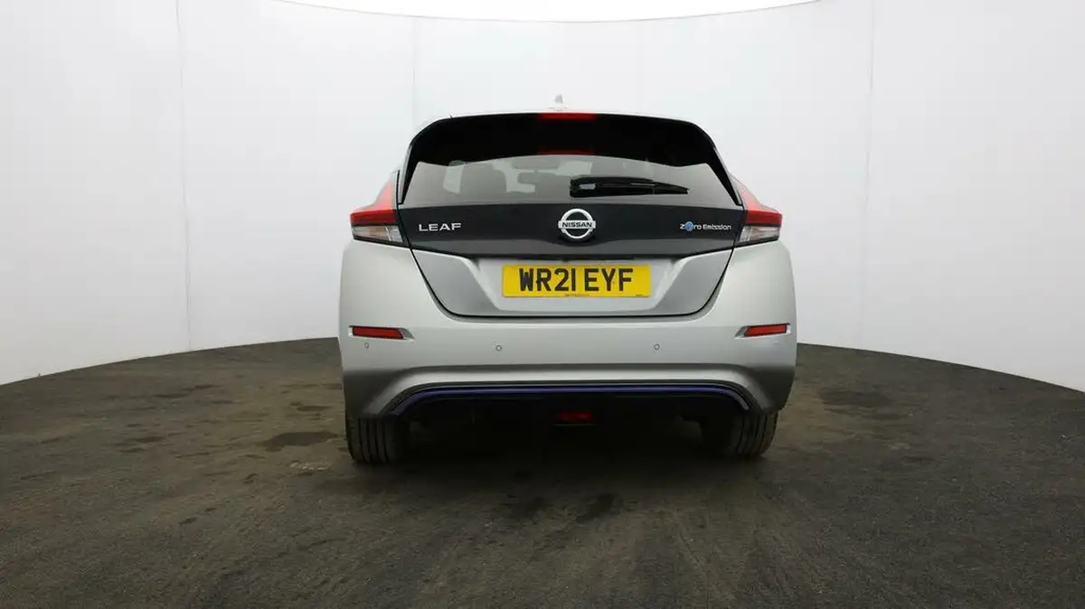 2021-nissan-leaf-e-e-n-connecta-big-56