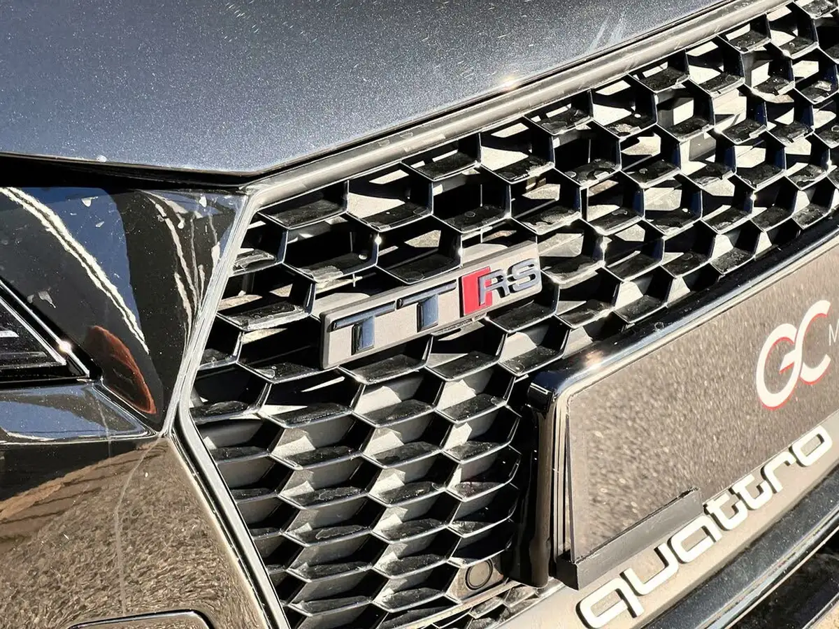 2020-audi-tt-roadster-25-tfsi-rs-audi-sport-edition-big-77