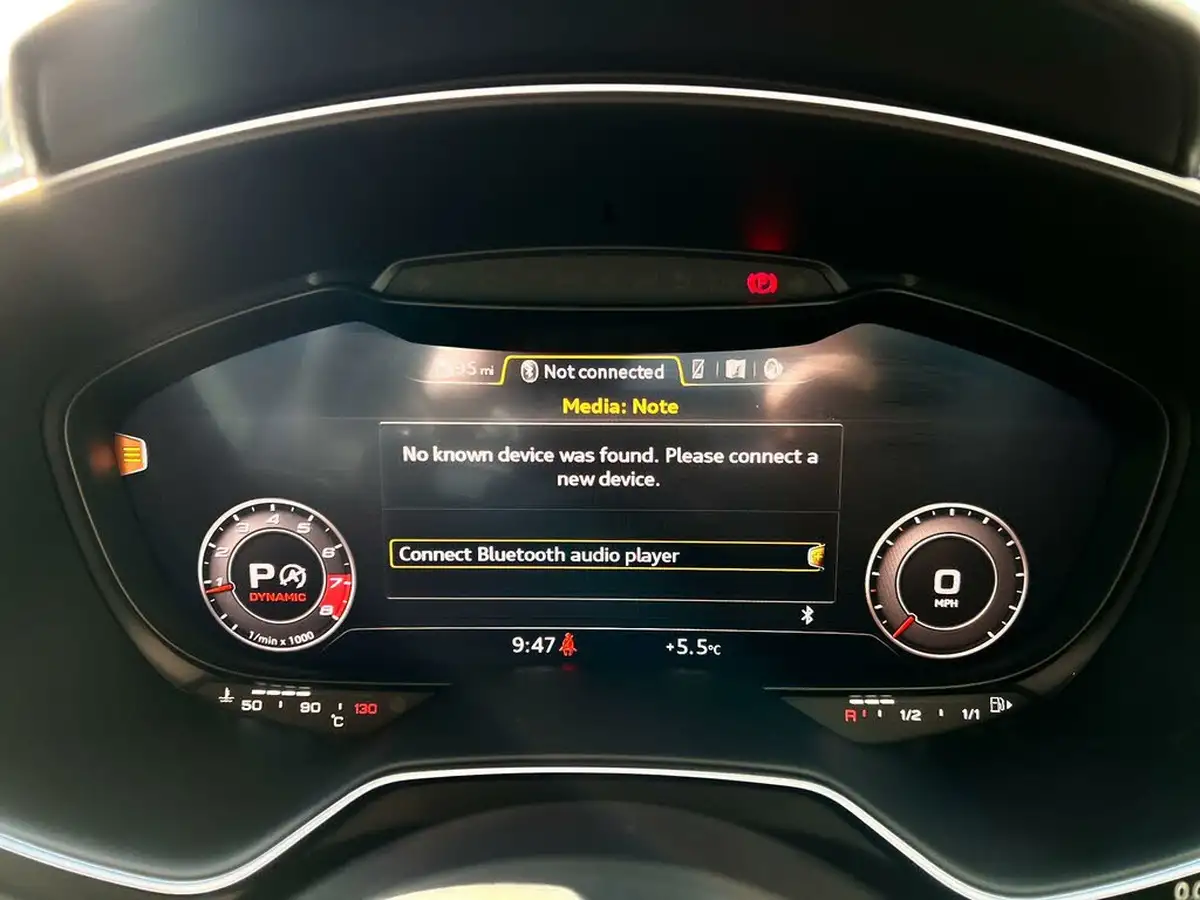 2020-audi-tt-roadster-25-tfsi-rs-audi-sport-edition-big-53