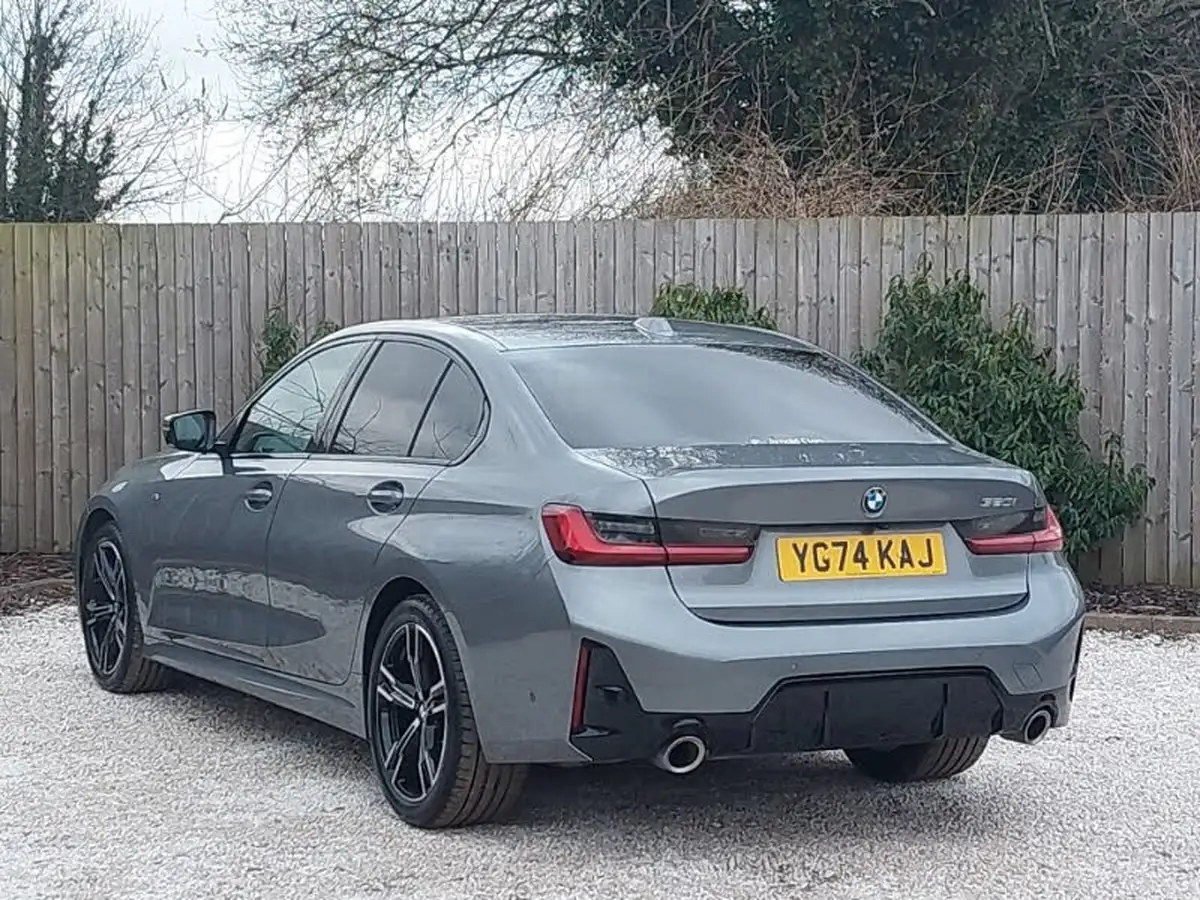 2024-bmw-3-series-20-320i-m-sport-saloon-4d-big-1