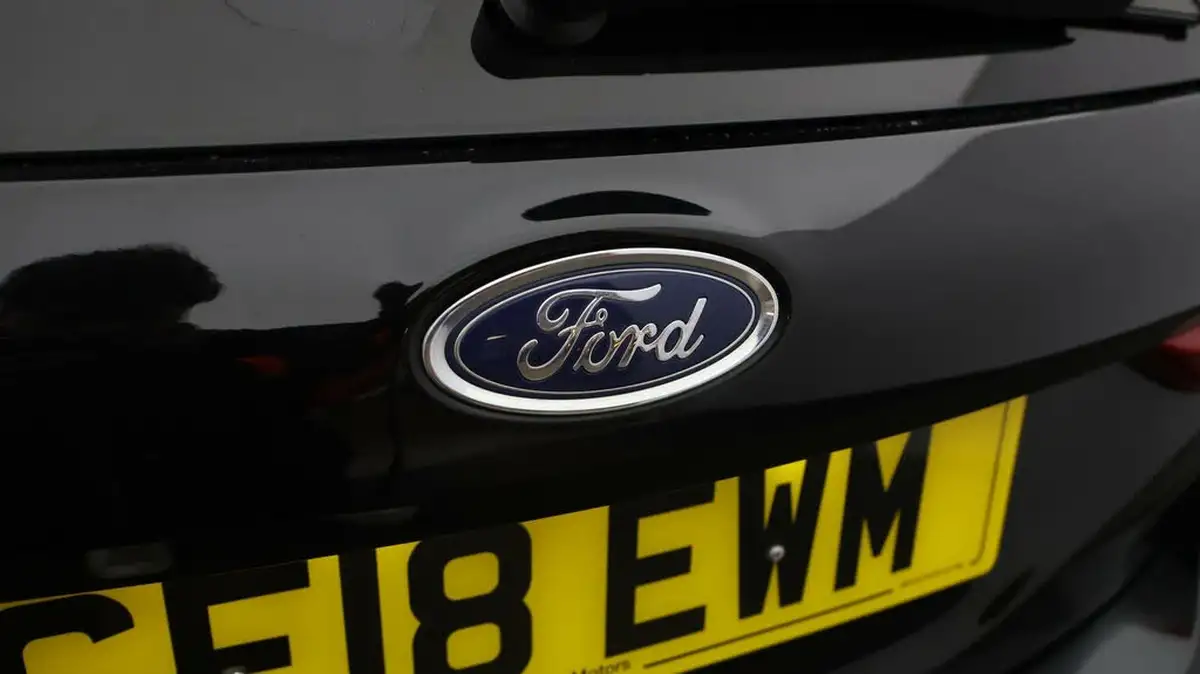 2018-ford-fiesta-10t-st-line-140ps-3d-big-20