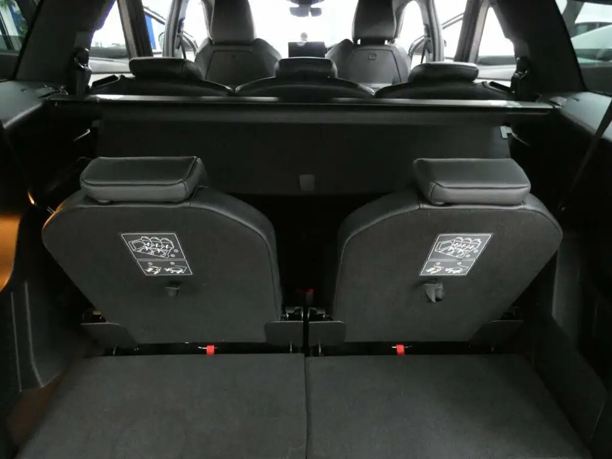 2021-peugeot-5008-suv-12-puretech-gt-eat8-big-72