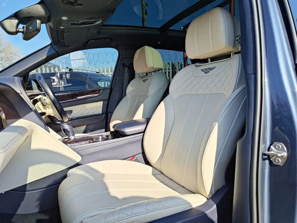 2016-bentley-bentayga-60-w12-big-6