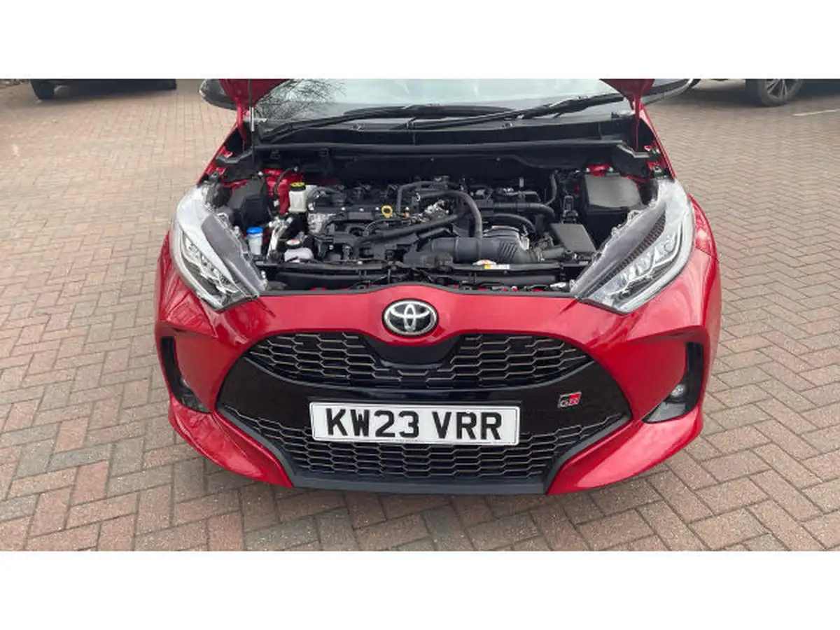 2023-toyota-yaris-15-vvt-i-gr-sport-114bhp-big-7