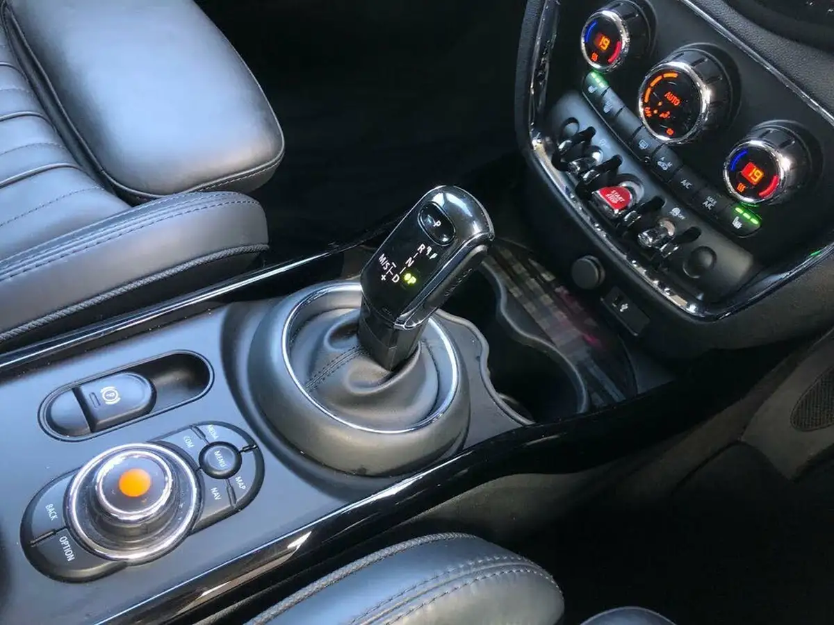 2020-mini-clubman-15-cooper-exclusive-auto-big-18