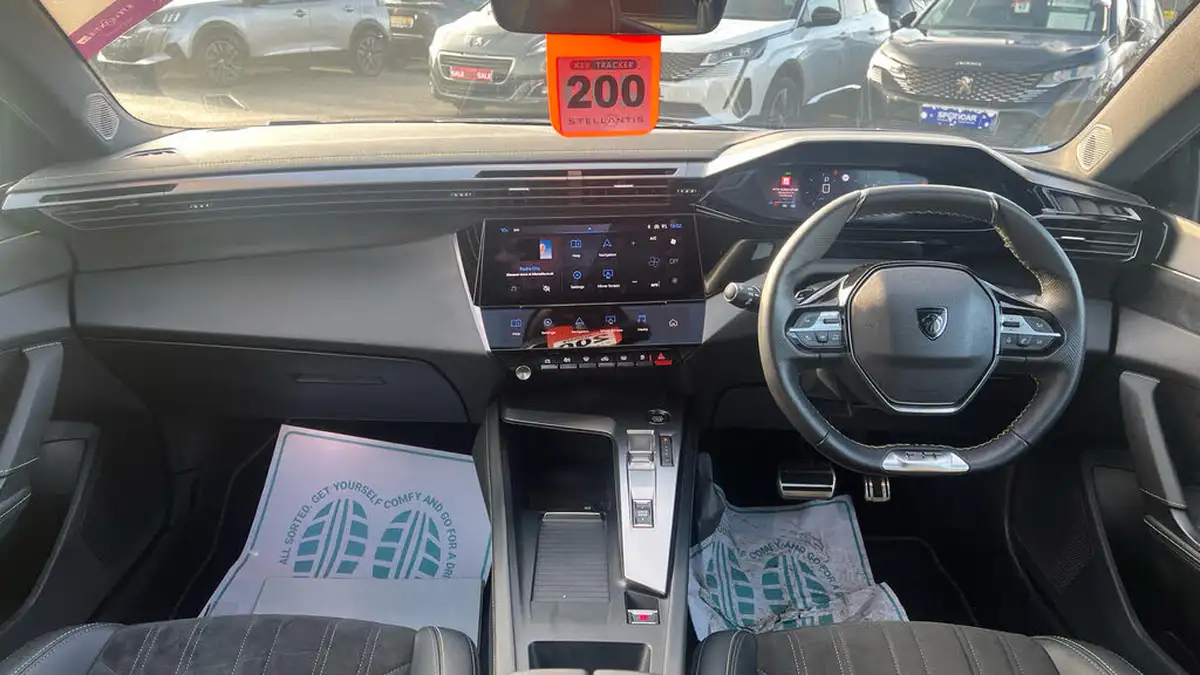 2023-peugeot-408-12-puretech-gt-130ps-ss-eat8-big-3