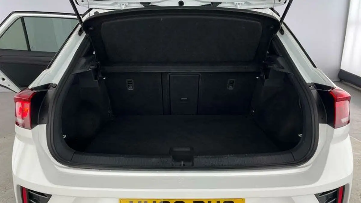 2023-volkswagen-t-roc-15-tsi-r-line-hatchback-5d-dsg-big-29