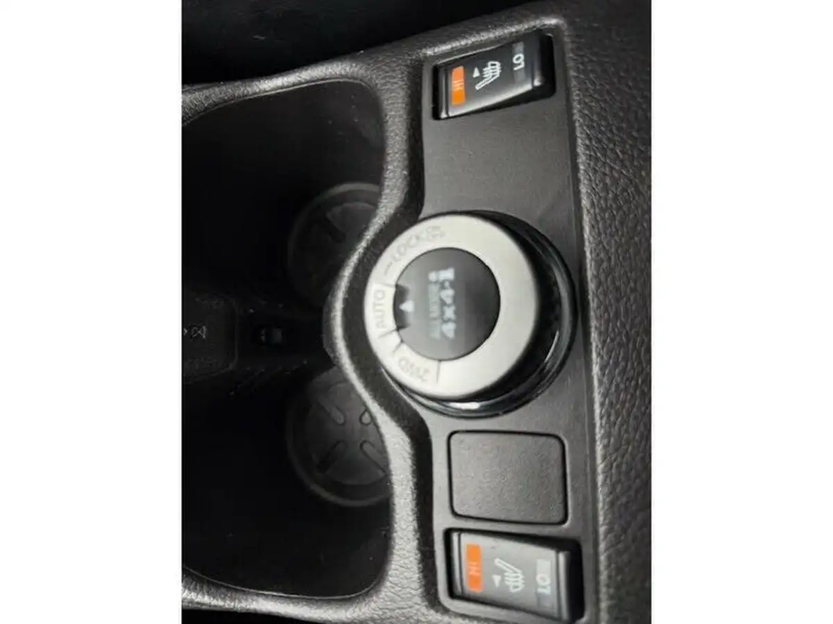 2014-nissan-x-trail-16dci-tekna-4x4-big-15