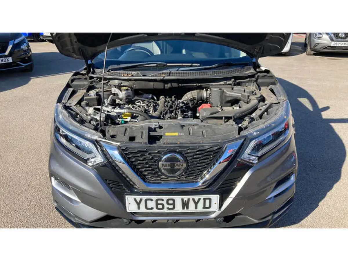 2019-nissan-qashqai-13-dig-t-tekna-140ps-big-7