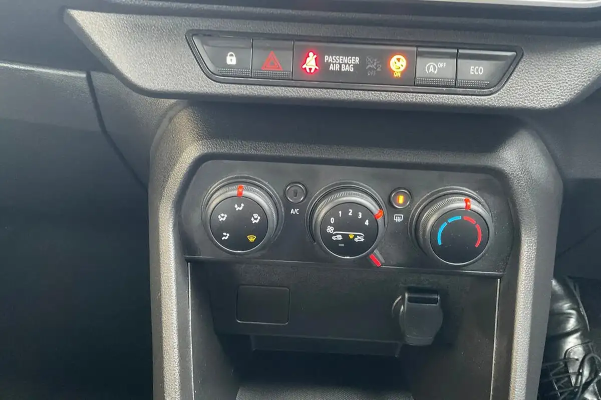 2024-dacia-sandero-10-tce-expression-90bhp-big-23