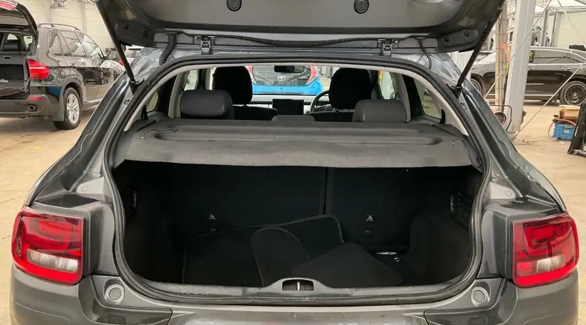 2016-citroen-c4-cactus-16bluehdi-flair-ss-etg6-big-8