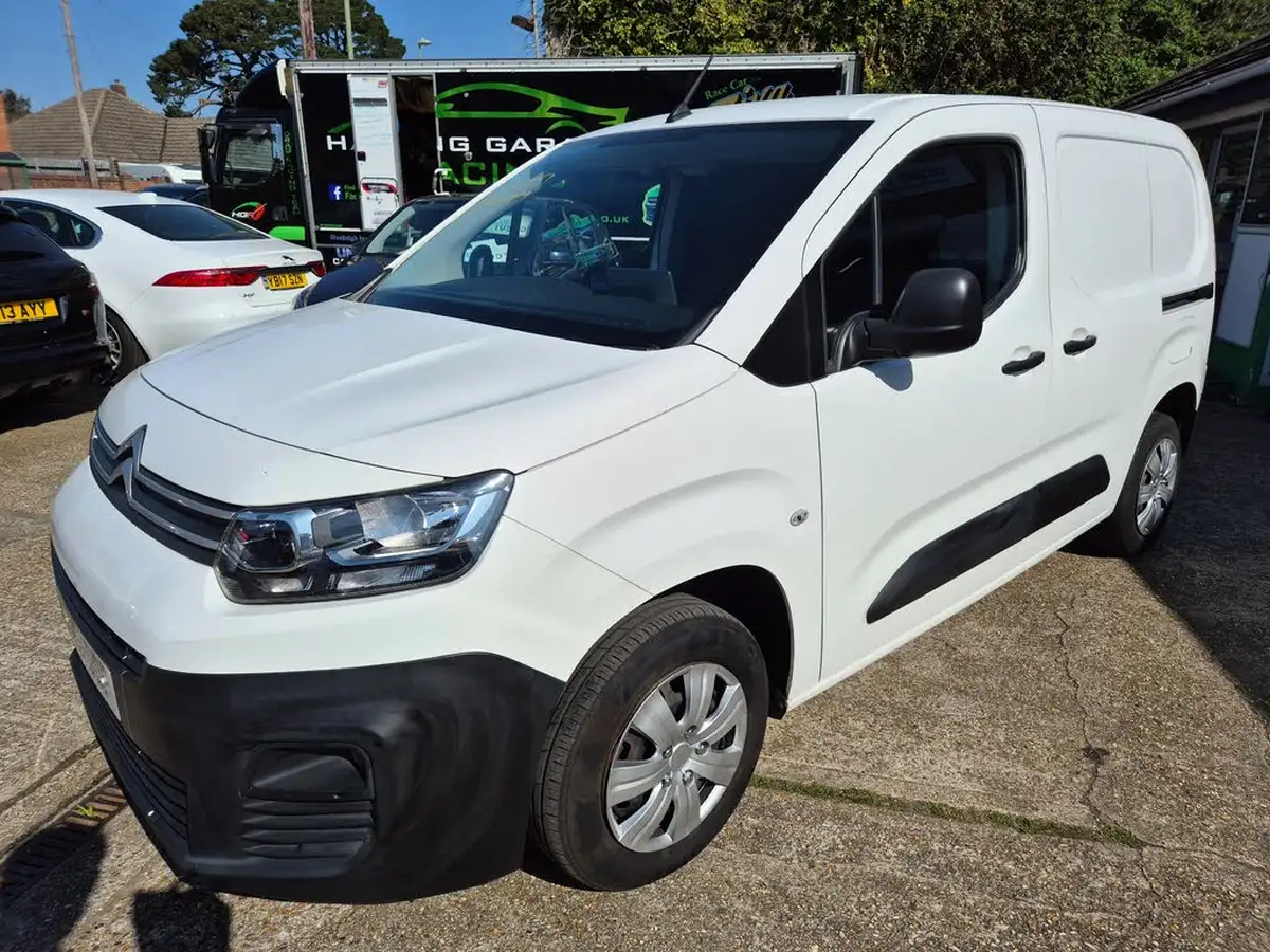 2019-citroen-berlingo-15bluehdi-650-enterprise-big-1