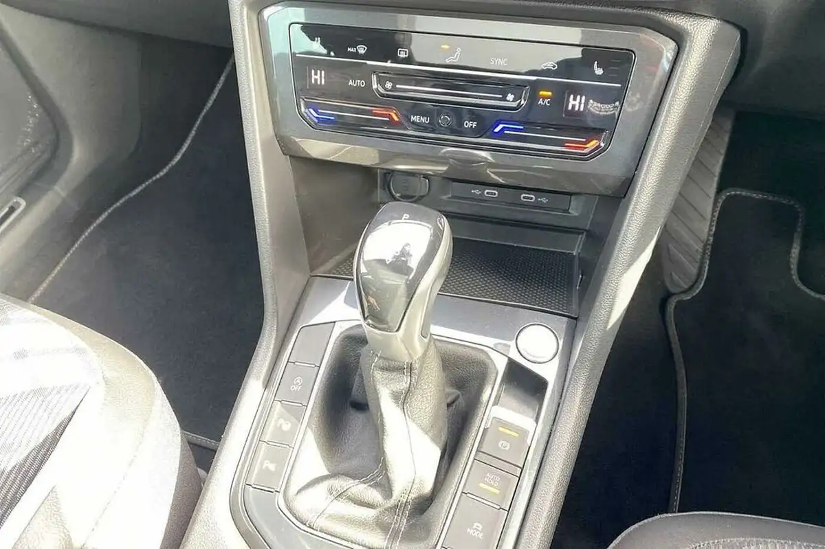 2022-volkswagen-tiguan-20tdi-r-line-150ps-big-16