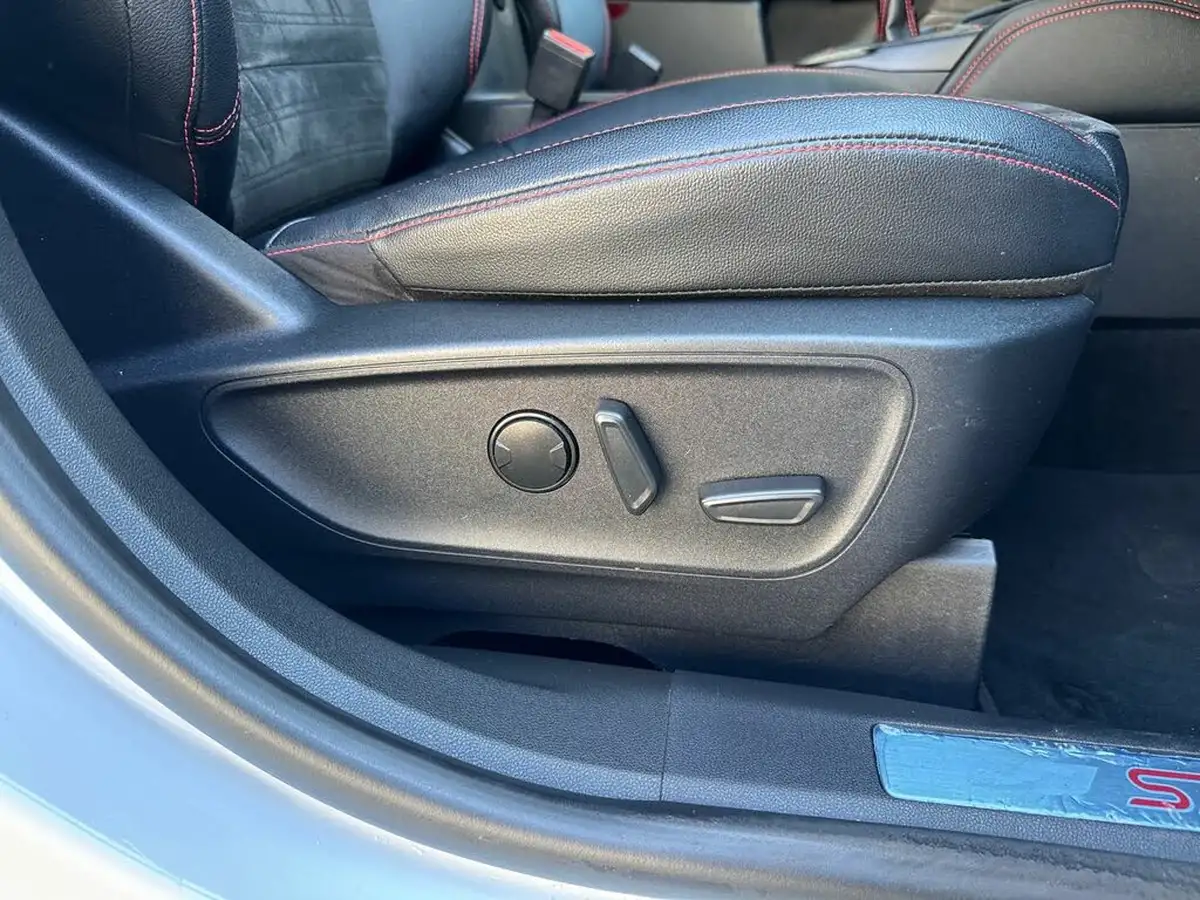 2022-ford-kuga-15-st-line-x-edition-big-29