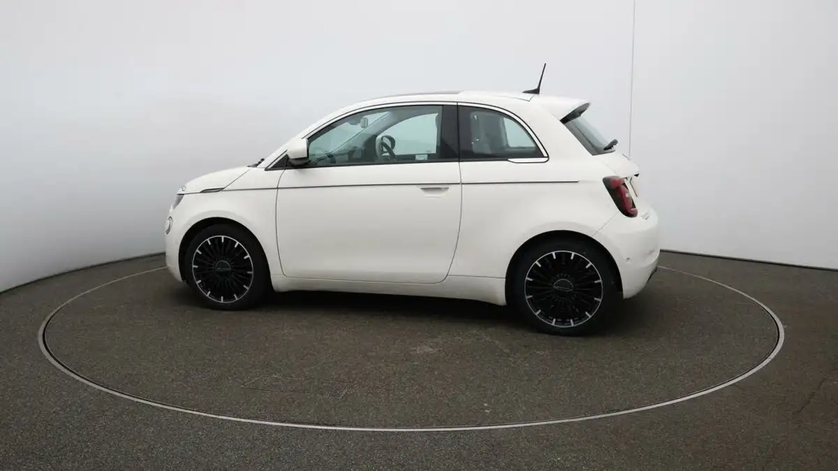 2021-fiat-500-e-la-prima-big-59