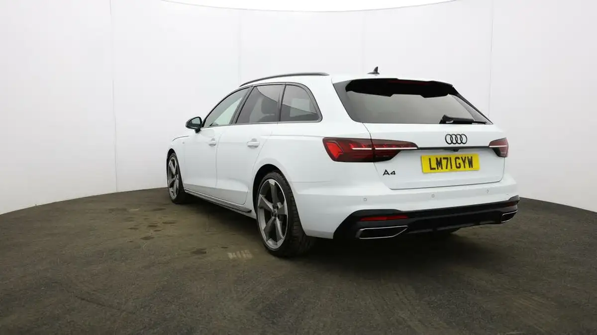 2021-audi-a4-avant-20-35-tfsi-black-edition-big-36