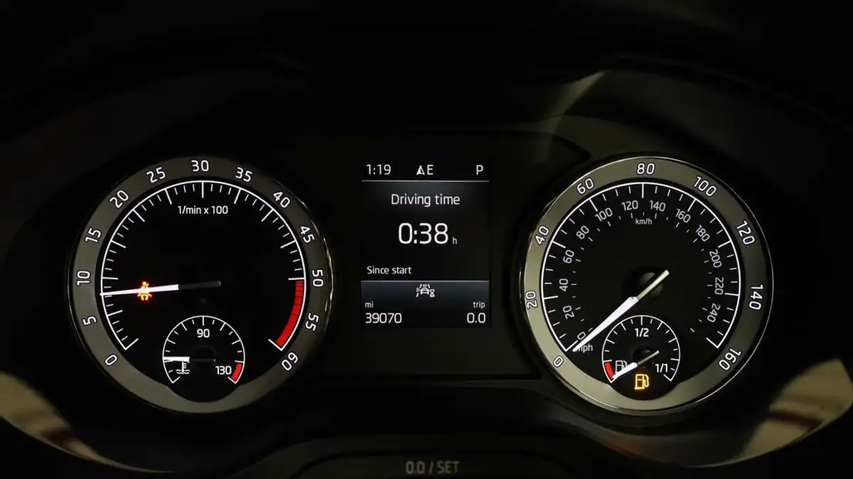 2021-skoda-karoq-20tdi-sportline-150ps-4x4-dsg-big-9